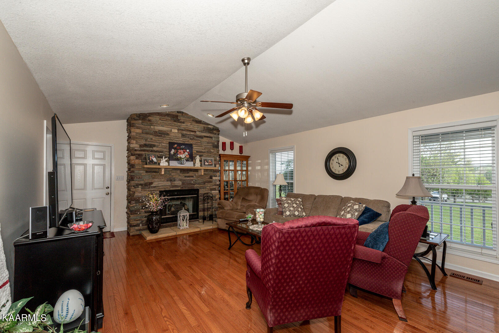 3021 Clover Hill Ridge Road Maryville, TN 37801 - Photo 8 of 49 DSC_5475