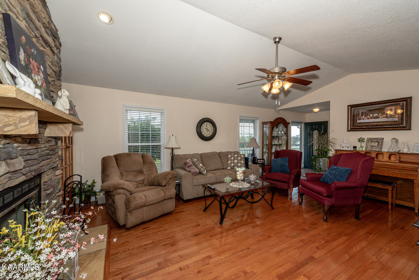 3021 Clover Hill Ridge Road Maryville, TN 37801 - Photo 9 of 49 DSC_5477