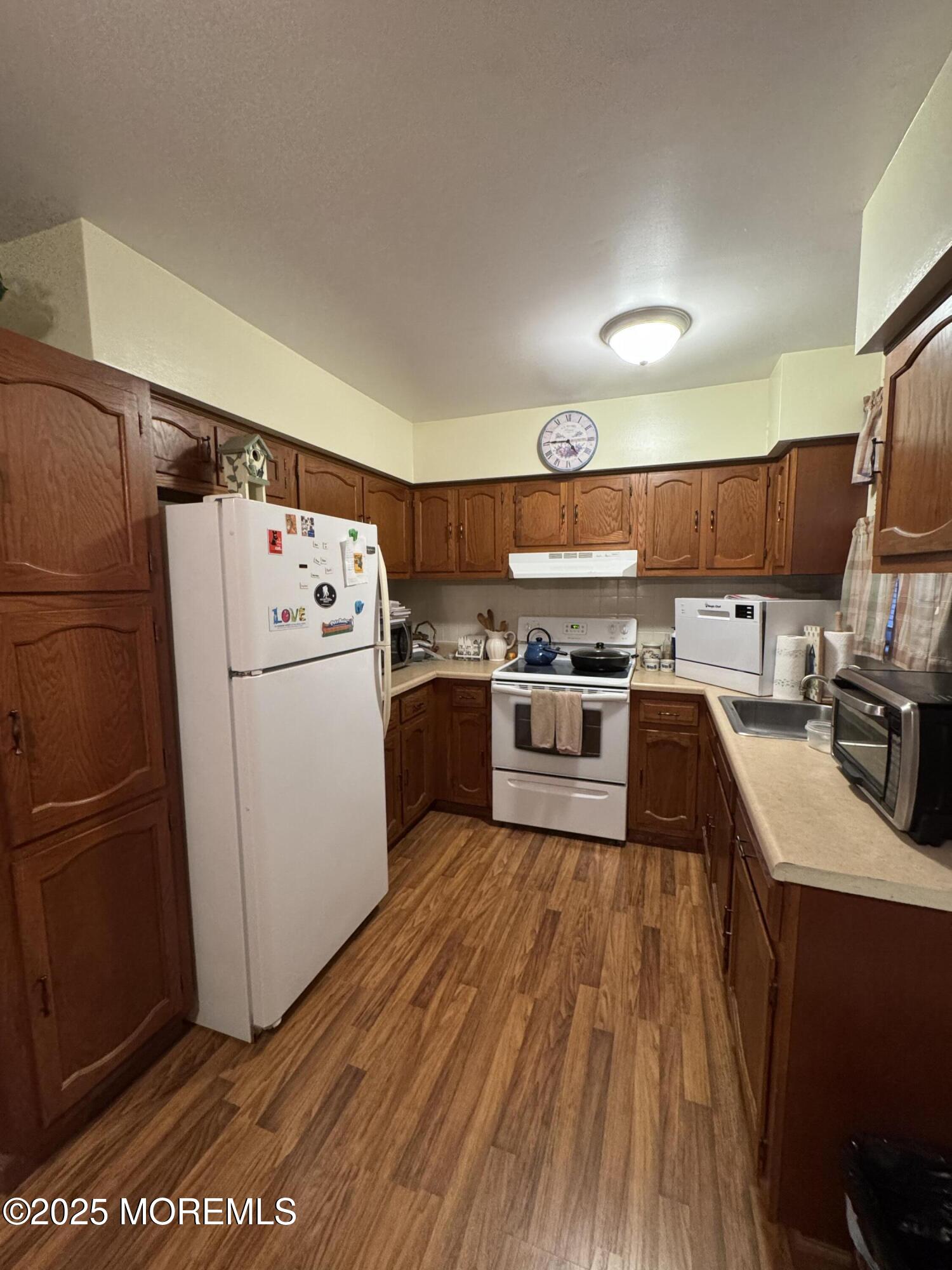 51 A Sunset Road Whiting, NJ 08759 - Photo 6 of 18 CABC4581-DD6B-4EAF-89B3-9E7700BBA046