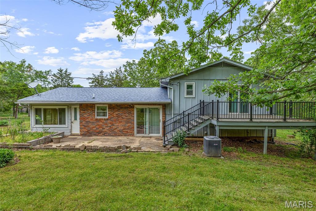 1521 Pendleton Road Farmington, MO 63640 - Photo 2 of 35