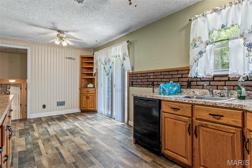 1521 Pendleton Road Farmington, MO 63640 - Photo 8 of 35