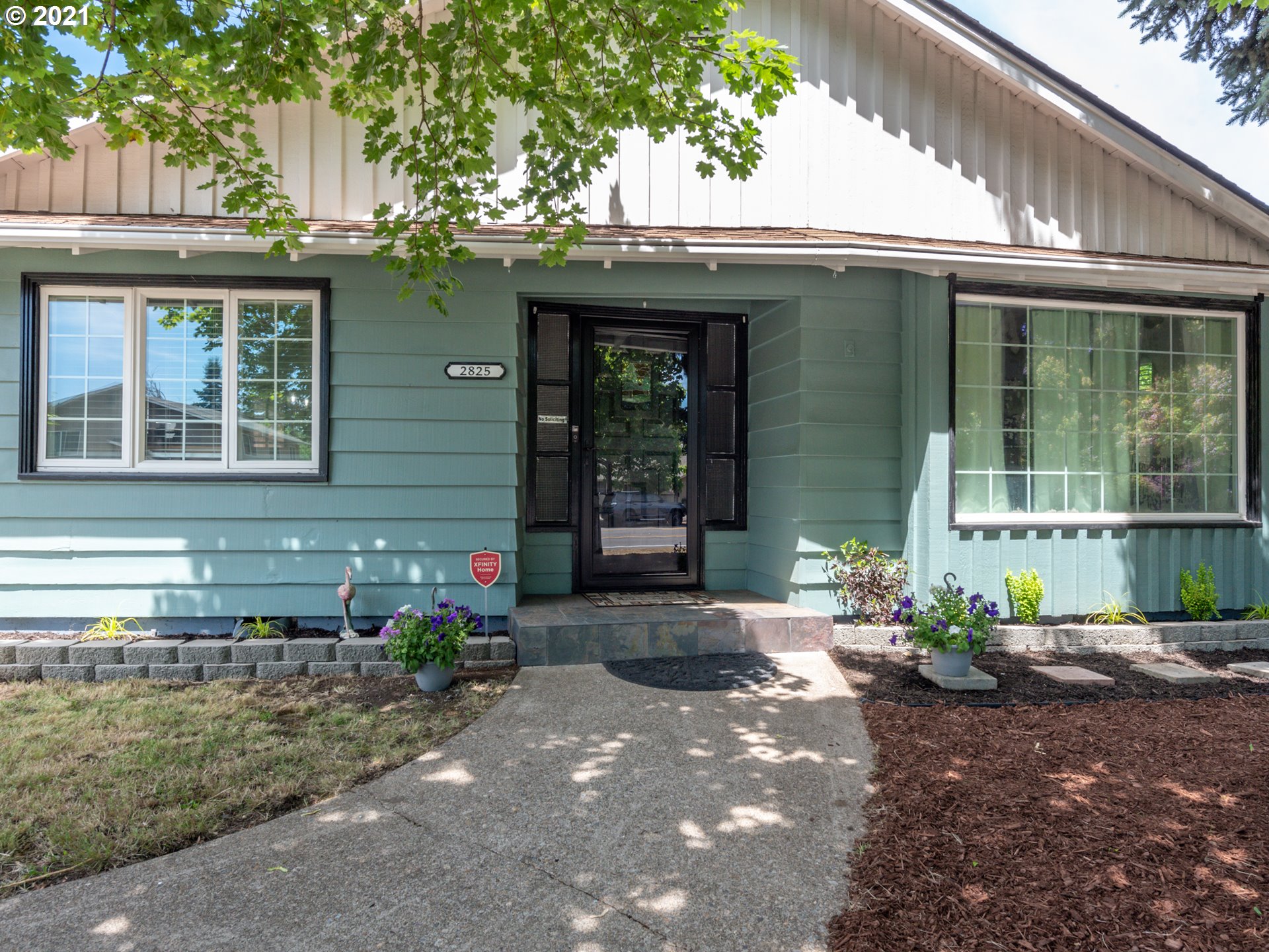 2825 Harlow Road Eugene, OR 97401 - Photo 3 of 29 Gallery Image 3