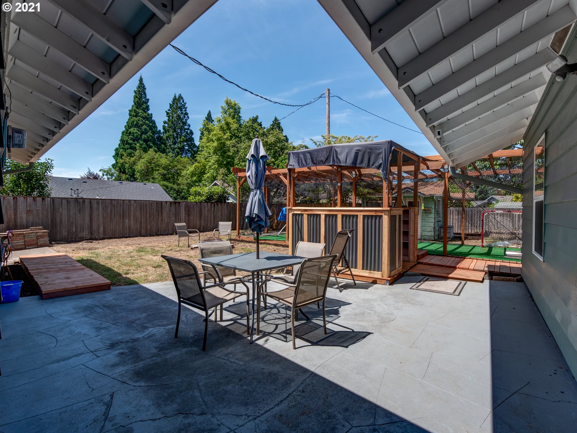2825 Harlow Road Eugene, OR 97401 - Photo 21 of 29 Gallery Image 21