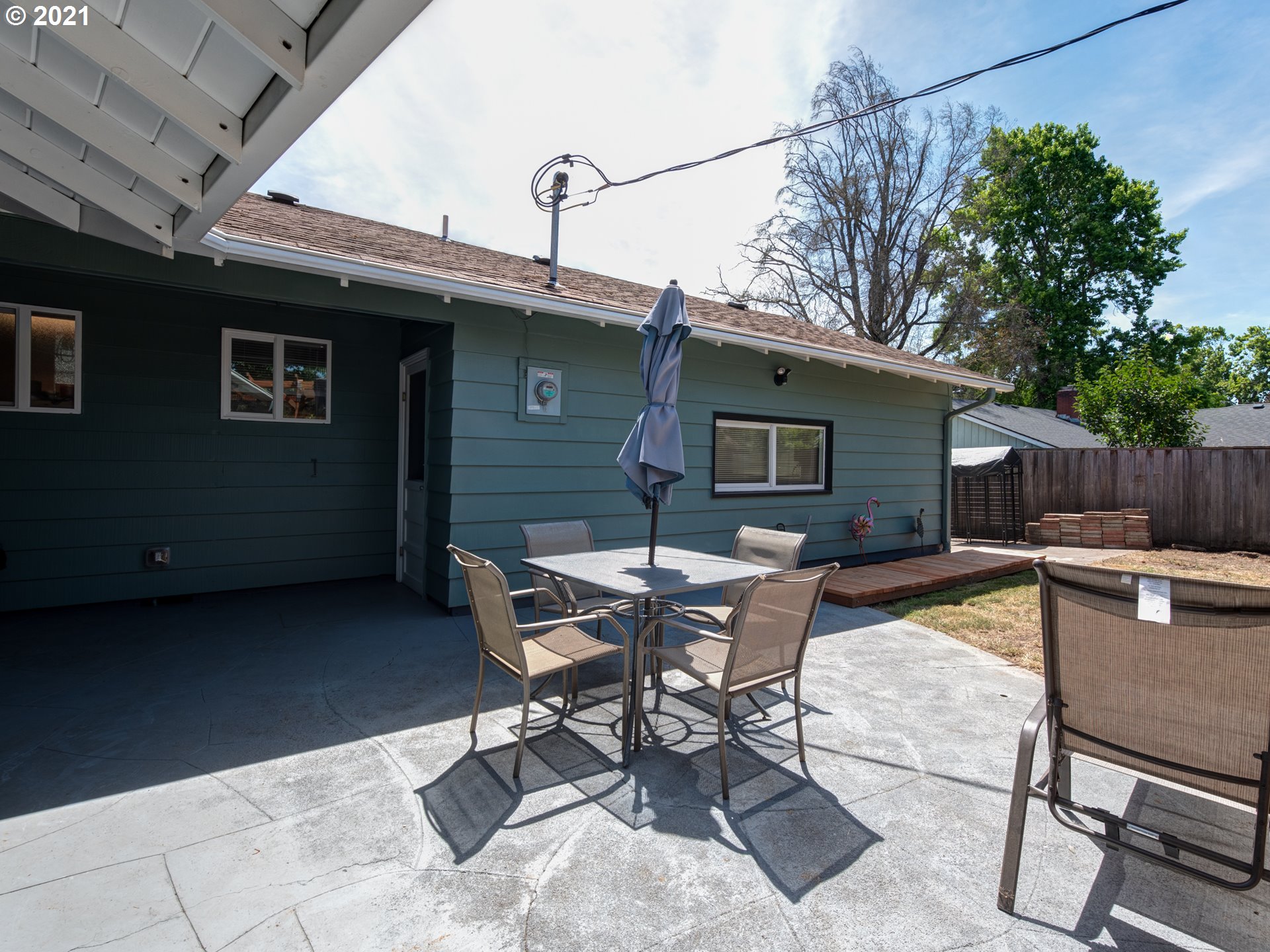 2825 Harlow Road Eugene, OR 97401 - Photo 22 of 29 Gallery Image 22