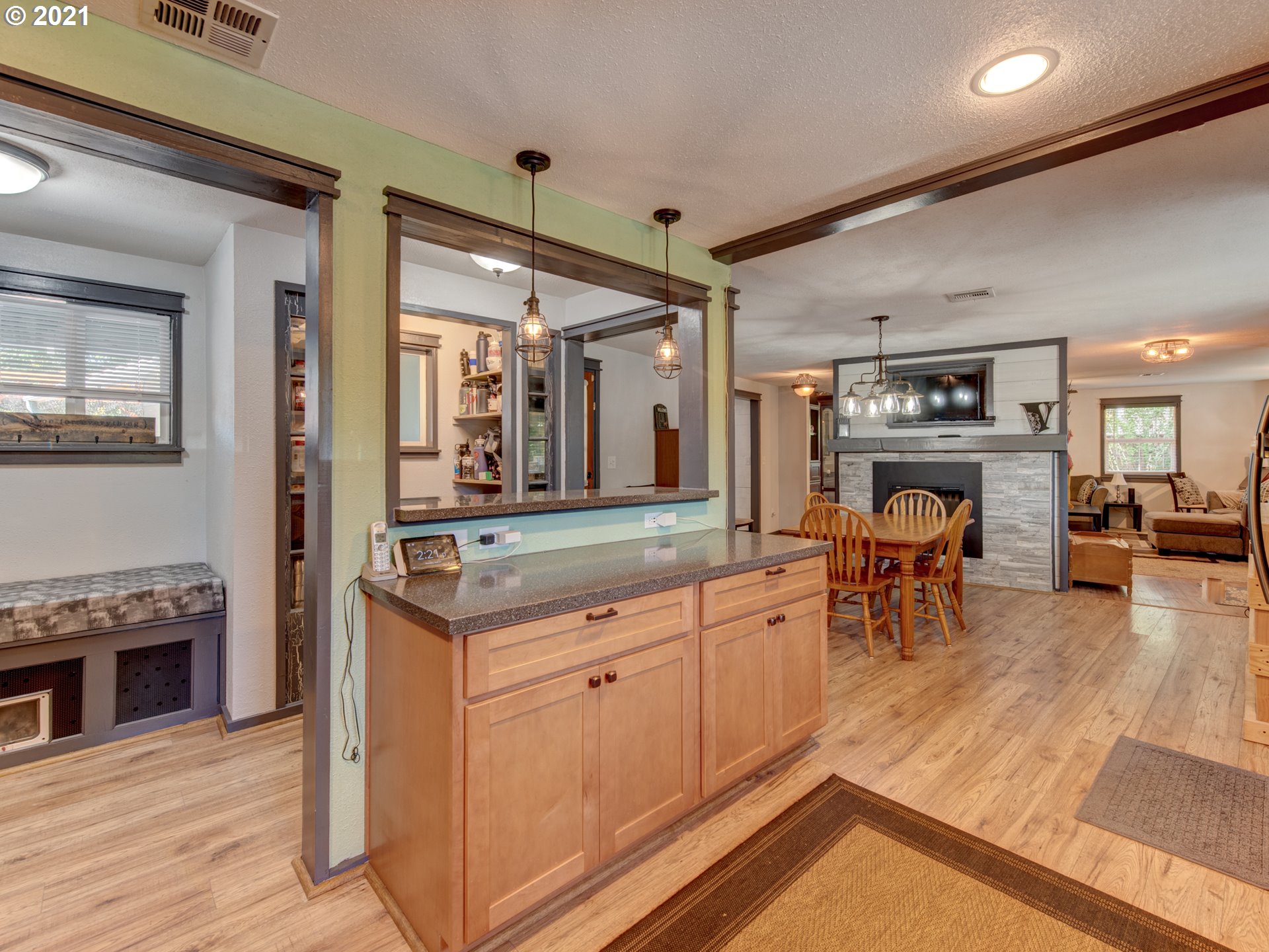 2825 Harlow Road Eugene, OR 97401 - Photo 8 of 29 Gallery Image 8