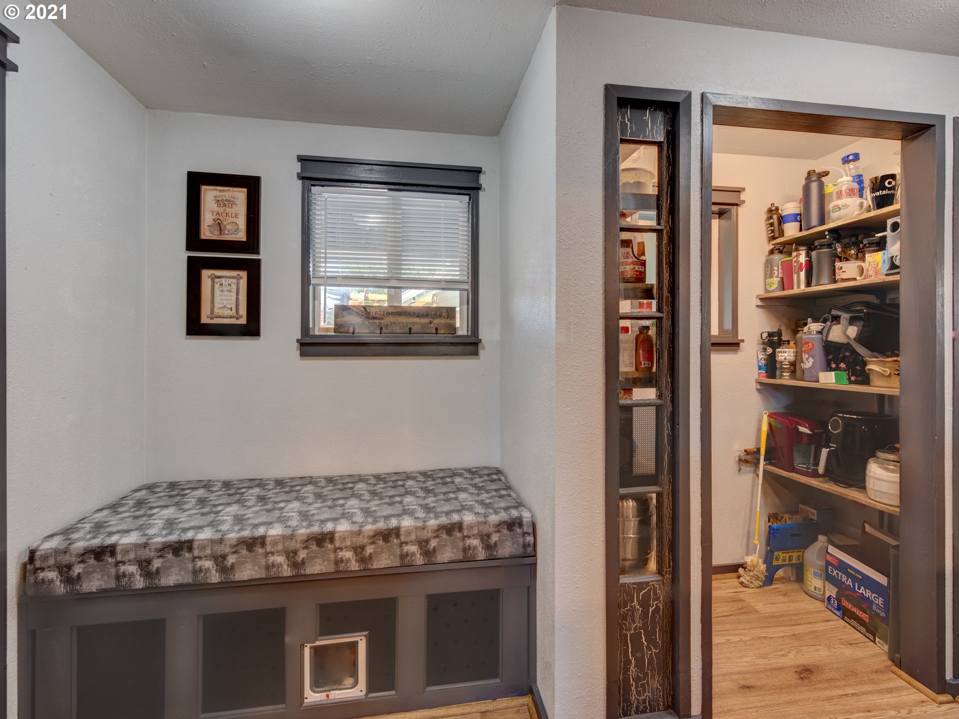 2825 Harlow Road Eugene, OR 97401 - Photo 9 of 29 Gallery Image 9