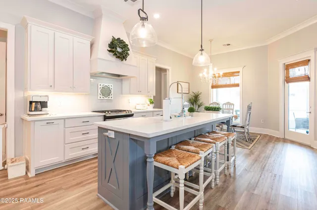 $415,000 | 111 Portside Drive, Broussard, LA 70518