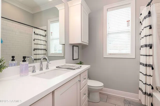 $415,000 | 111 Portside Drive, Broussard, LA 70518