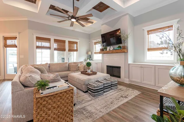 $415,000 | 111 Portside Drive, Broussard, LA 70518