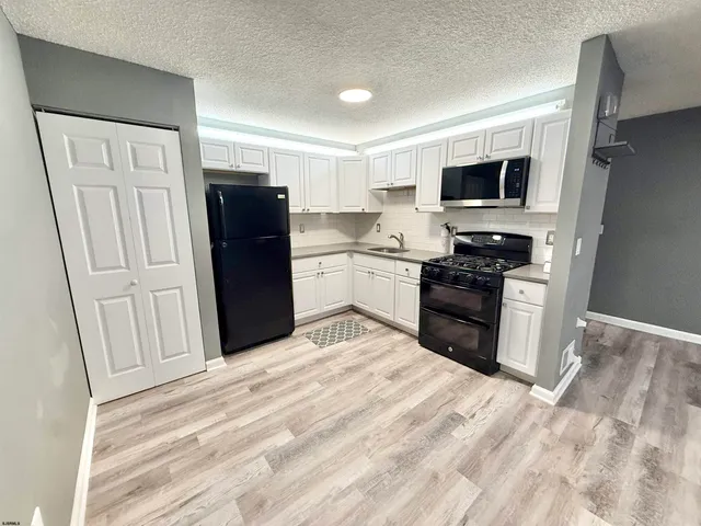 $1,750 | 12 Colonial Court, Unit 12, Galloway Township, NJ 08205