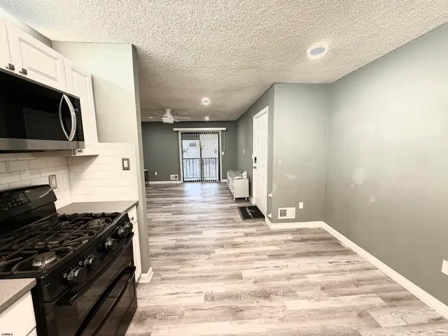 $1,750 | 12 Colonial Court, Unit 12, Galloway Township, NJ 08205