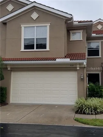 $2,400 | 4939 Anniston Circle, Tampa, FL 33647