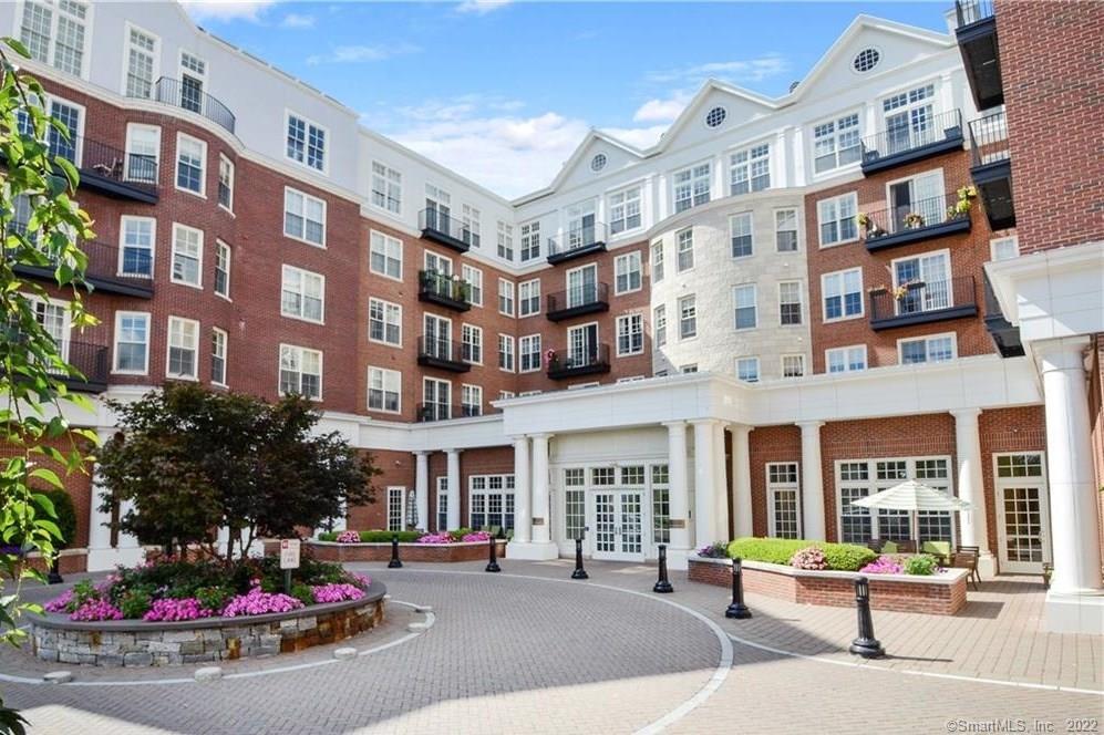 85 Memorial Road, Unit 212 West Hartford, CT 06107 - Photo 1 of 1