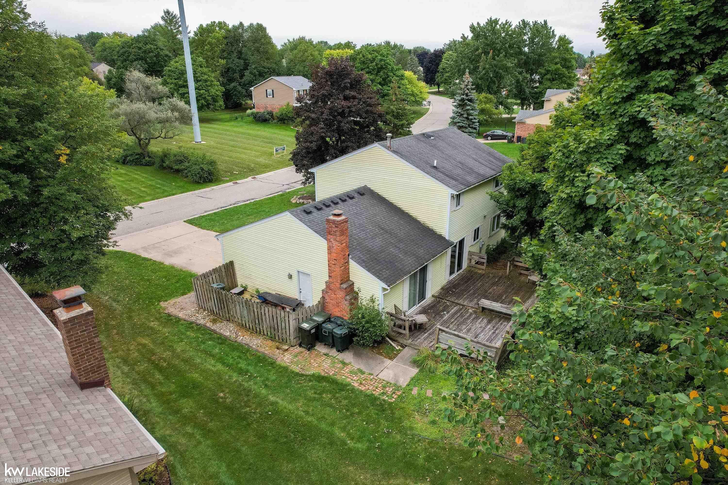 1438 Deerhurst Lane Rochester, MI 48307 - Photo 45 of 56 50084908-57.JPG