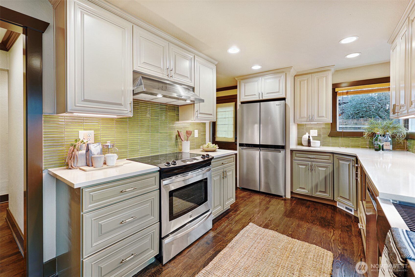 941 North 79th Street Seattle, WA 98103 - Photo 8 of 29 Gallery Image 8