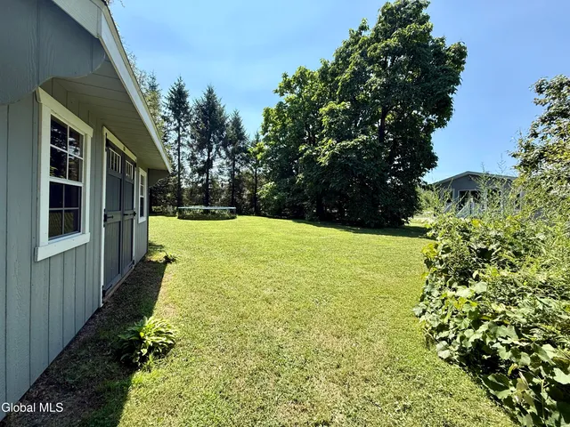 $350,000 | 910 Blodgett Hill Road, Coeymans, NY 12143