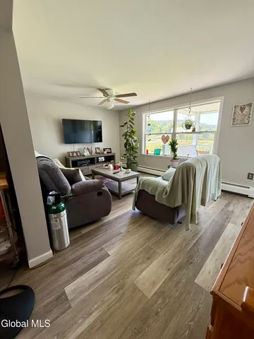 $350,000 | 910 Blodgett Hill Road, Coeymans, NY 12143