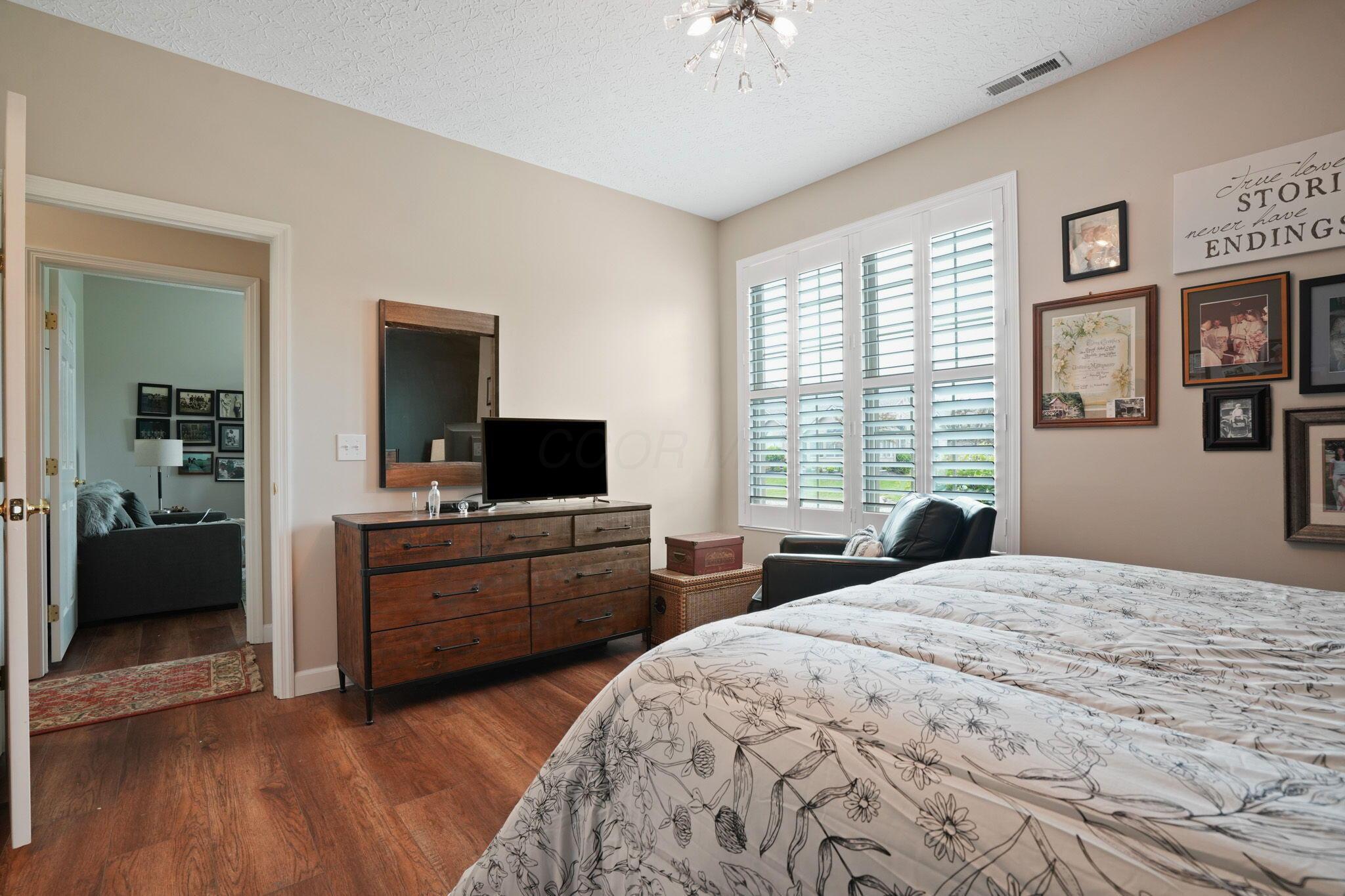 3757 Stoneway Point Powell, OH 43065 - Photo 19 of 27 25-web-or-mls-DSC01389