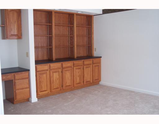 200 Becks Run Road Coraopolis, PA 15108 - Photo 14 of 18 Studio/Study/Office.