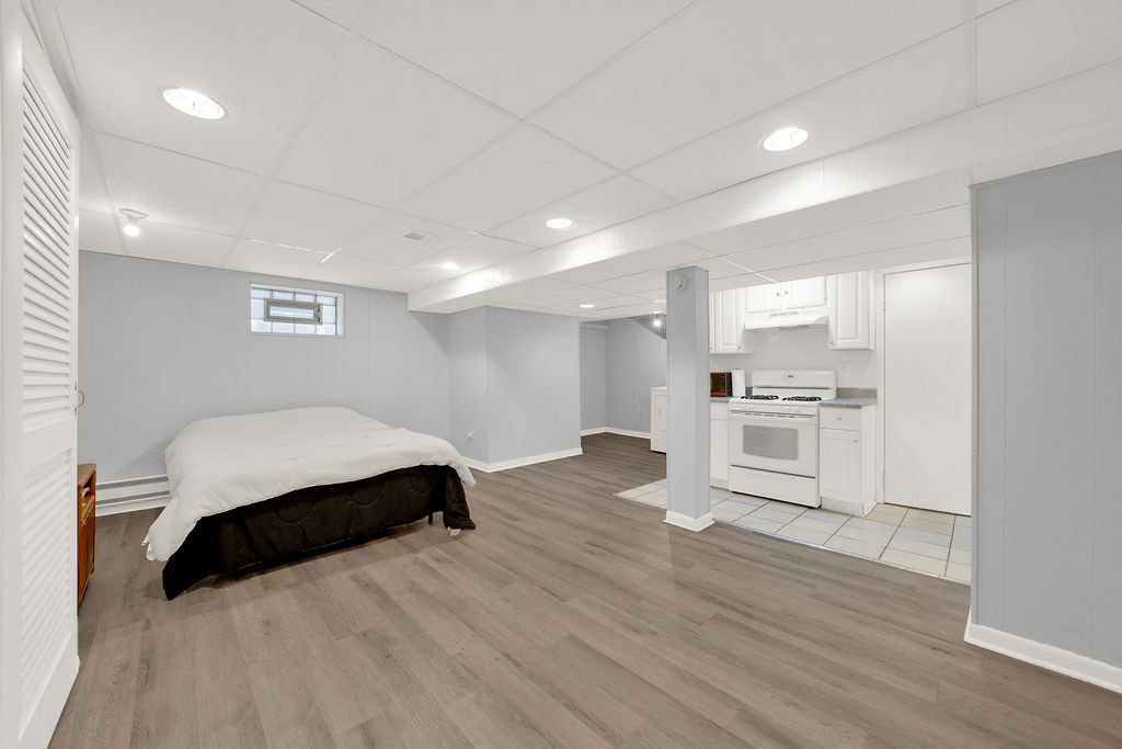 3717 West Marquette Road Chicago, IL 60629 - Photo 21 of 29 Gallery Image 21