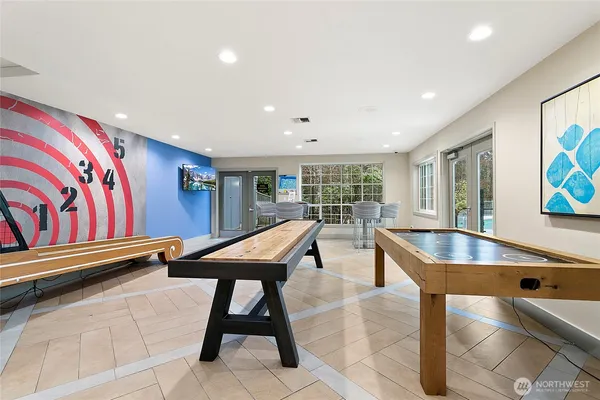 $325,000 | 12303 Harbour Pointe Boulevard, Unit U105, Mukilteo, WA 98275