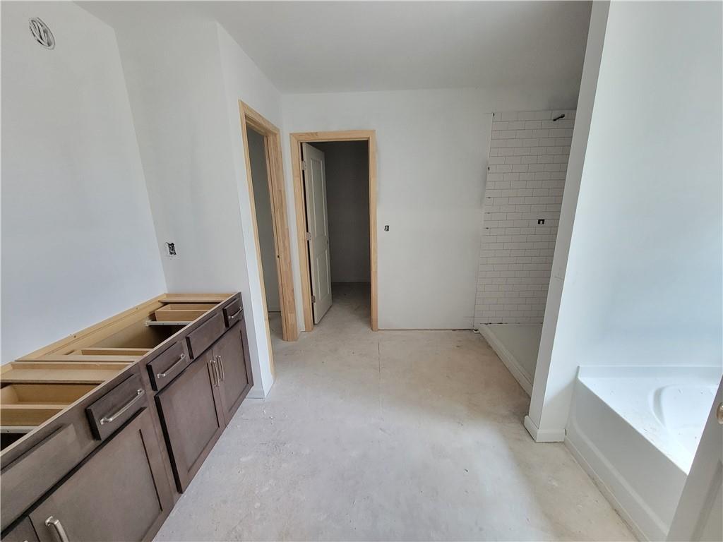 64 Silverleaf Trail Bethlehem, GA 30620 - Photo 12 of 25 a view of a livingroom with a sink