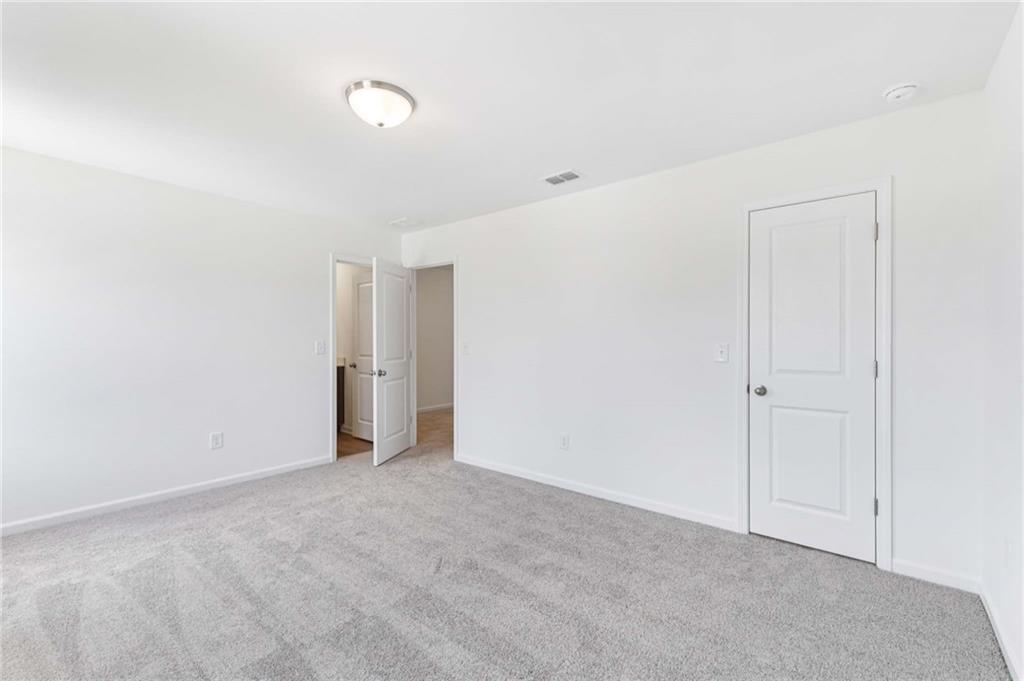 64 Silverleaf Trail Bethlehem, GA 30620 - Photo 34 of 44 a view of an empty room