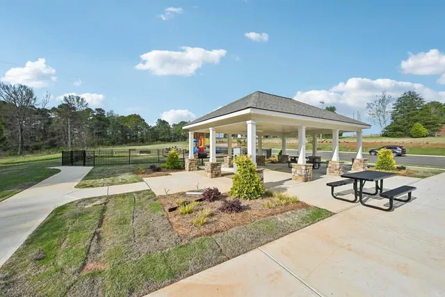 $489,635 | 64 Silverleaf Trail, Bethlehem, GA 30620