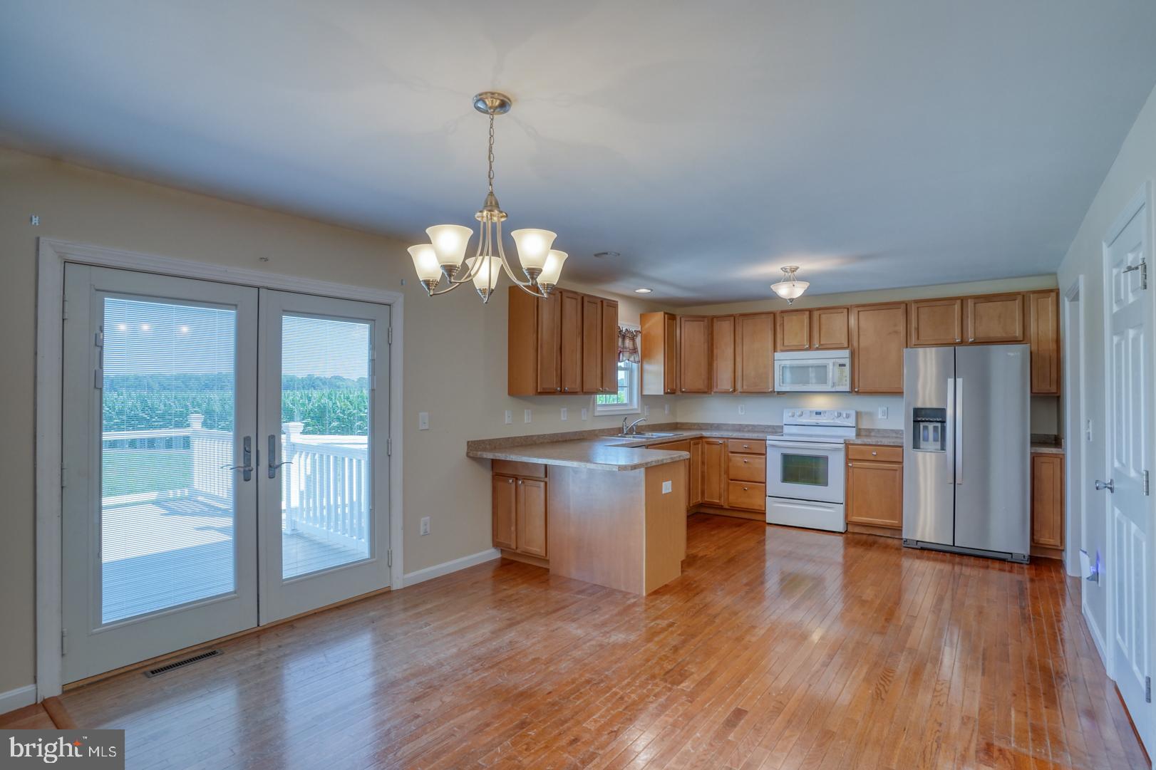 1298 Woodyard Road Harrington, DE 19952 - Photo 9 of 39 Dining Area