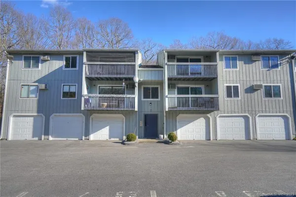 $1,875 | 86 Buddington Road, Unit 7, Groton, CT 06340
