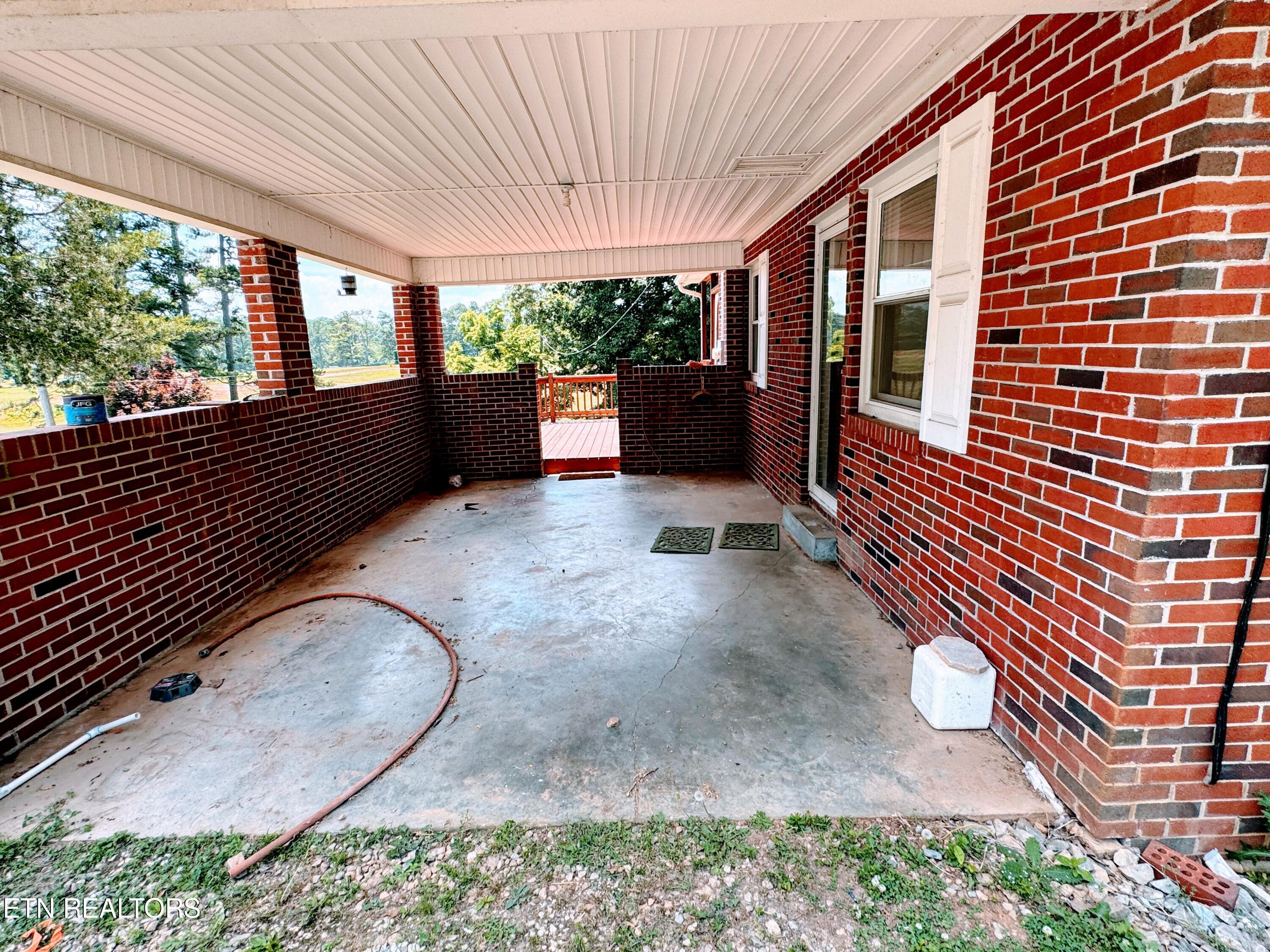 924 Bales Road New Market, TN 37820 - Photo 20 of 26 Carport