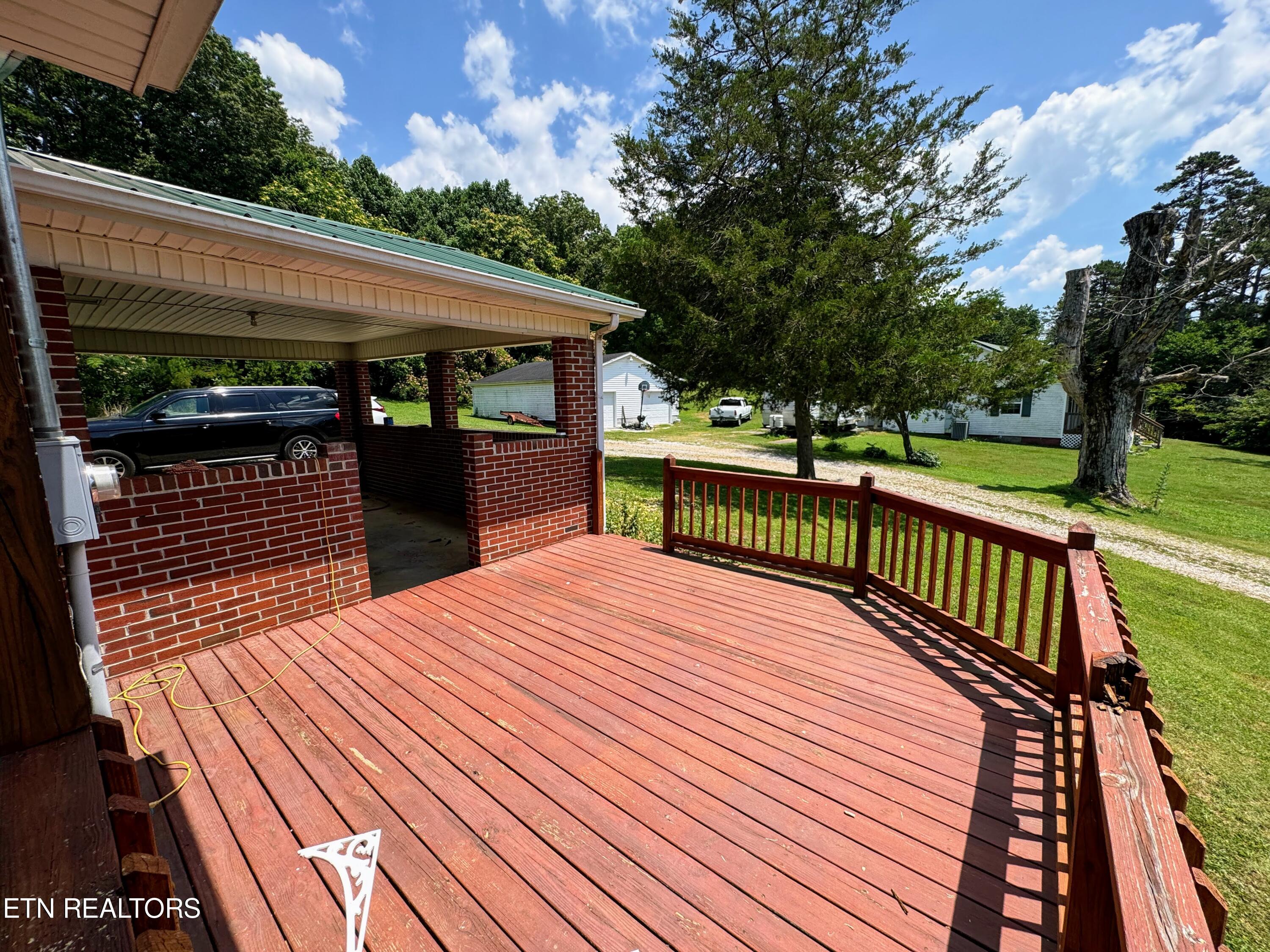 924 Bales Road New Market, TN 37820 - Photo 21 of 26 Side Deck