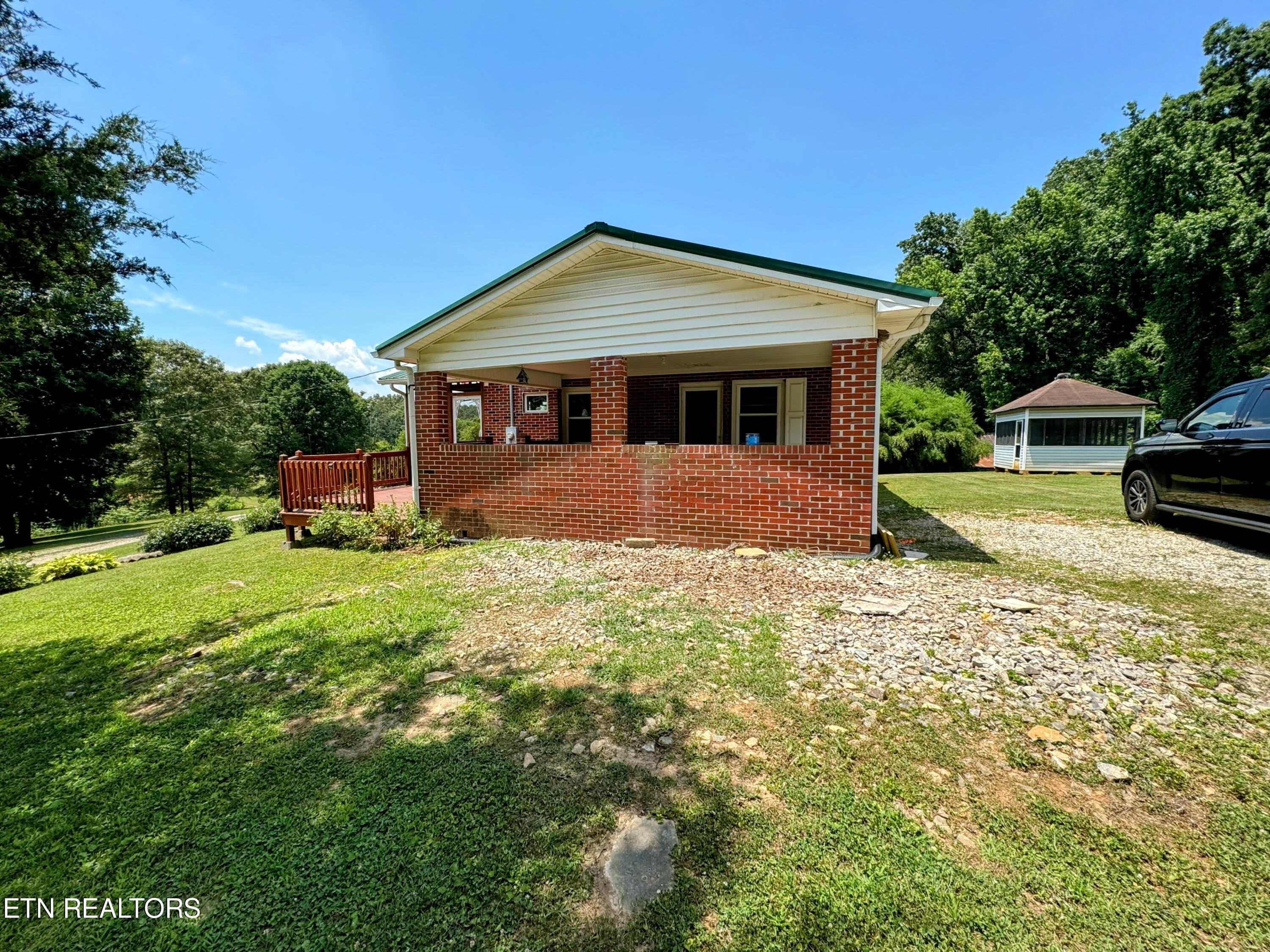 924 Bales Road New Market, TN 37820 - Photo 6 of 26 IMG_2181