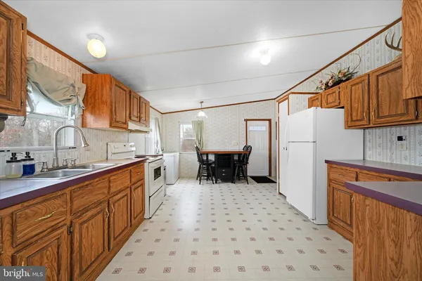 $299,900 | 2468 Dyke Branch Road, Dover, DE 19901
