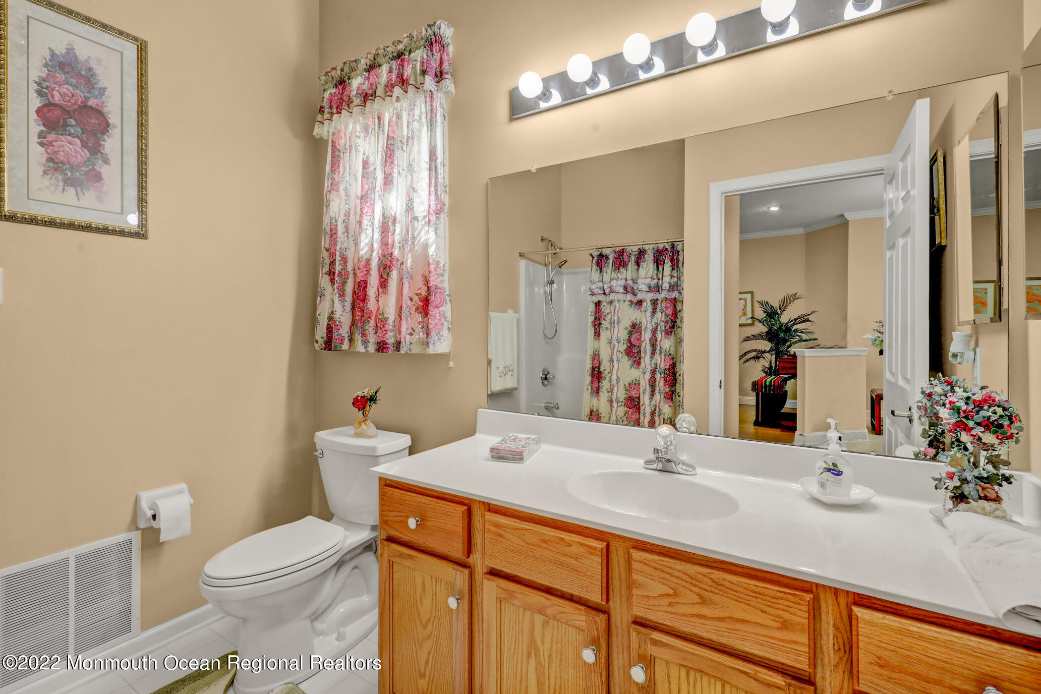 32 Pine Valley Road Jackson, NJ 08527 - Photo 18 of 26 23 - Bathroom