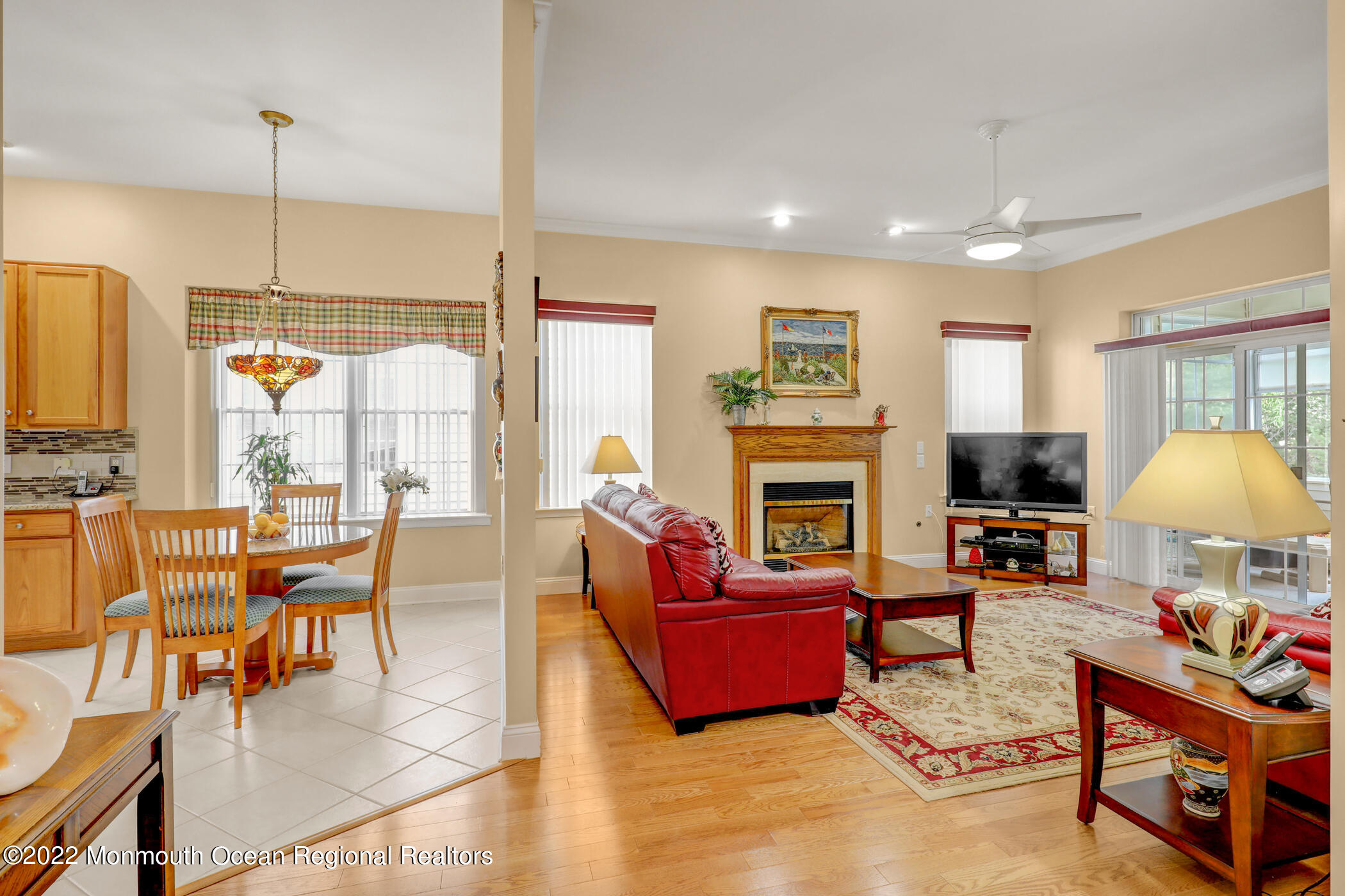 32 Pine Valley Road Jackson, NJ 08527 - Photo 7 of 26 11 - Family Room and Kitchen