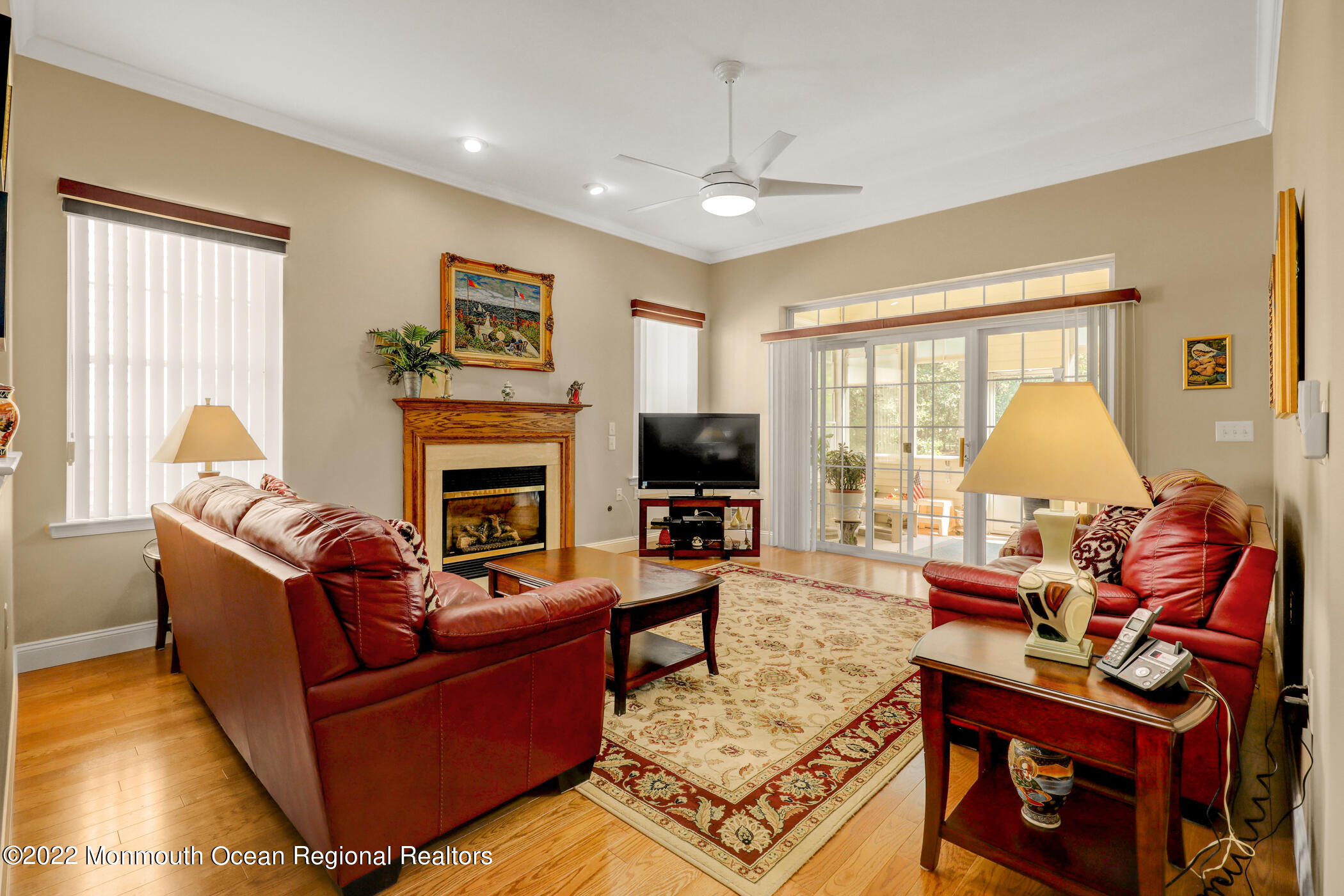 32 Pine Valley Road Jackson, NJ 08527 - Photo 8 of 26 12 - Family Room