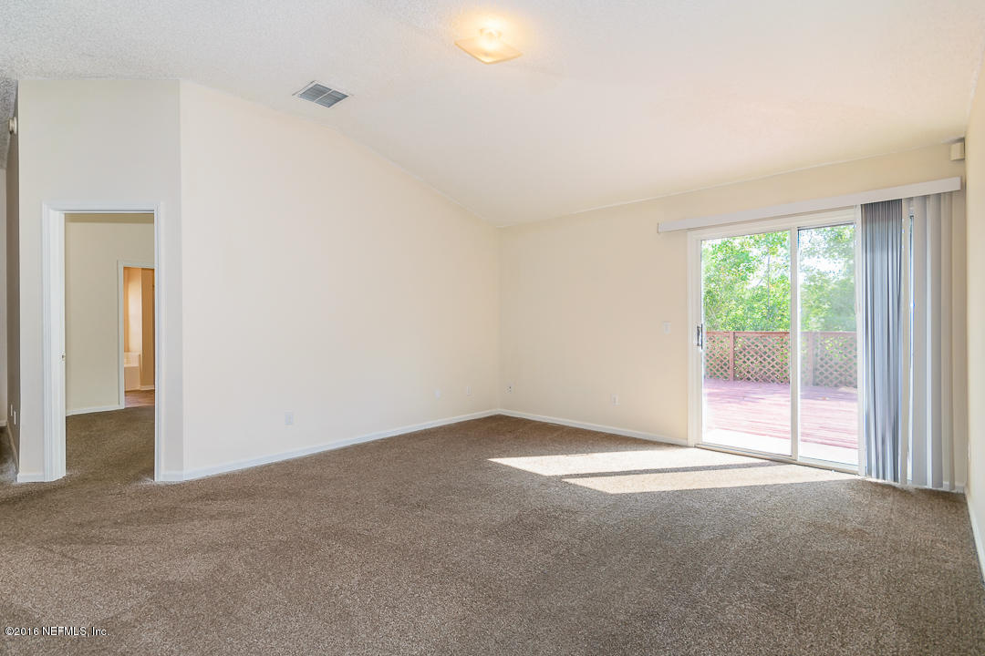 6833 Ridgeview Avenue Jacksonville, FL 32244 - Photo 19 of 31 Dining Room
