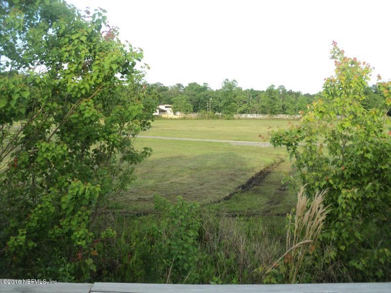 6833 Ridgeview Avenue Jacksonville, FL 32244 - Photo 8 of 31 view of lot behind house
