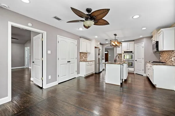 $4,500 | 8406 Lakemont Drive, Dallas, TX 75209