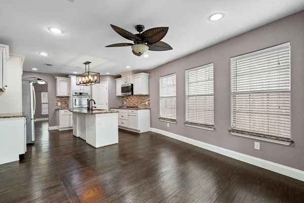 $4,500 | 8406 Lakemont Drive, Dallas, TX 75209