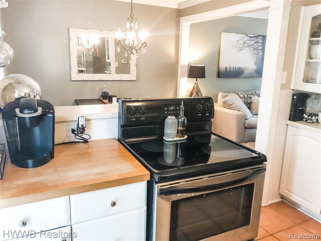 1640 Graefield Road Birmingham, MI 48009 - Photo 12 of 22