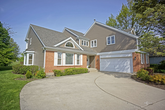 622 Raintree Road Buffalo Grove, IL 60089 - Photo 1 of 25