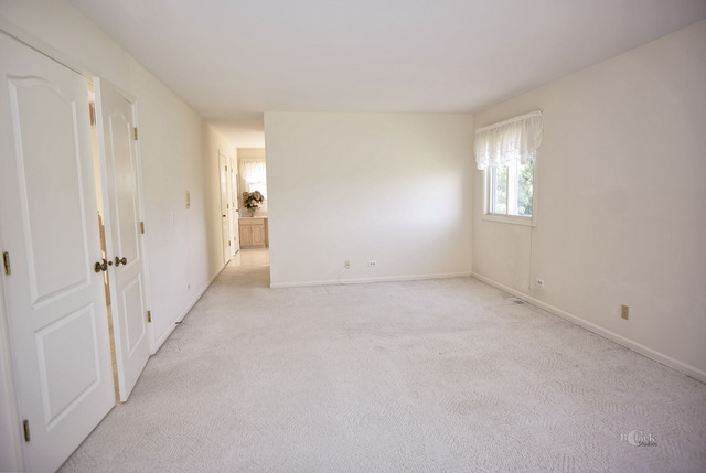 622 Raintree Road Buffalo Grove, IL 60089 - Photo 11 of 25