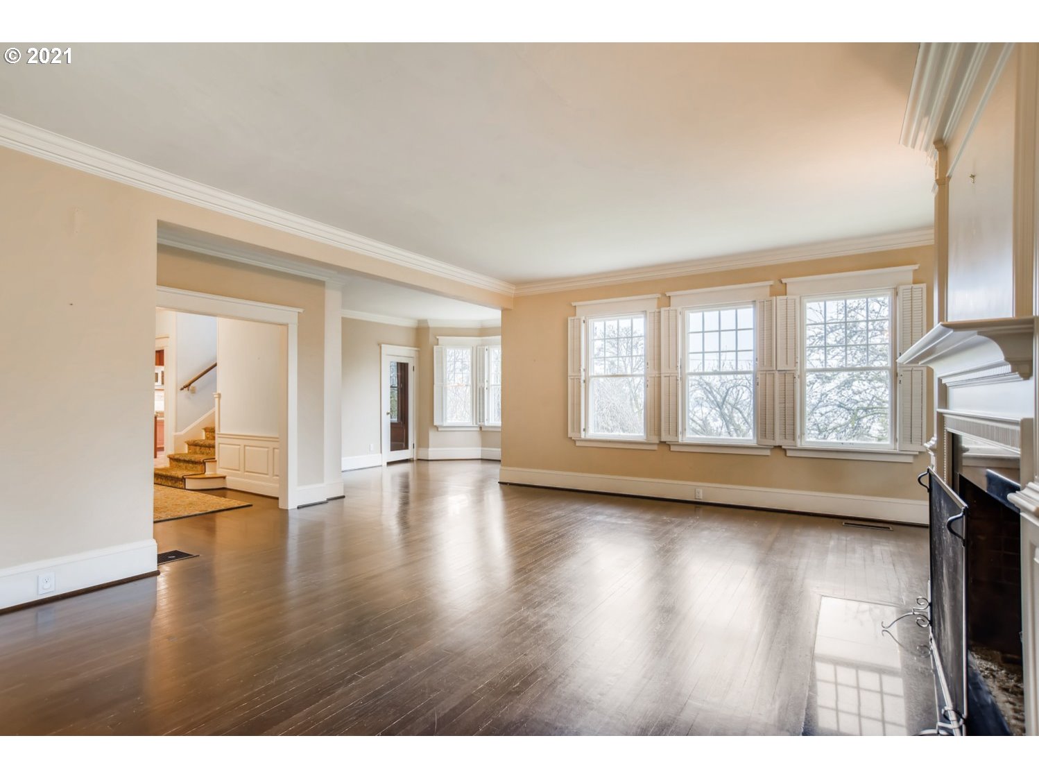 2911 Northwest Cornell Road Portland, OR 97210 - Photo 13 of 32 Gallery Image 13