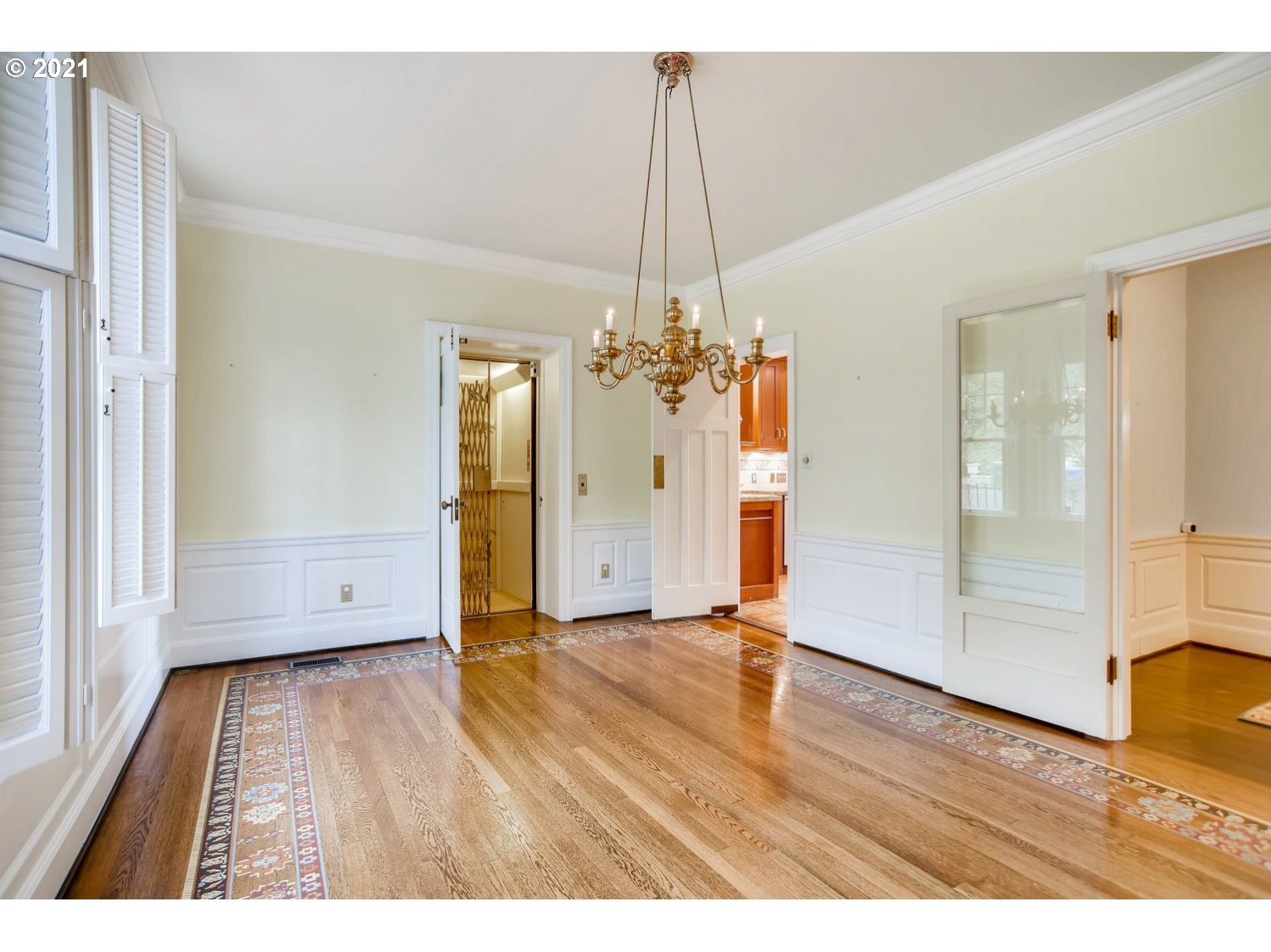 2911 Northwest Cornell Road Portland, OR 97210 - Photo 15 of 32 Gallery Image 15