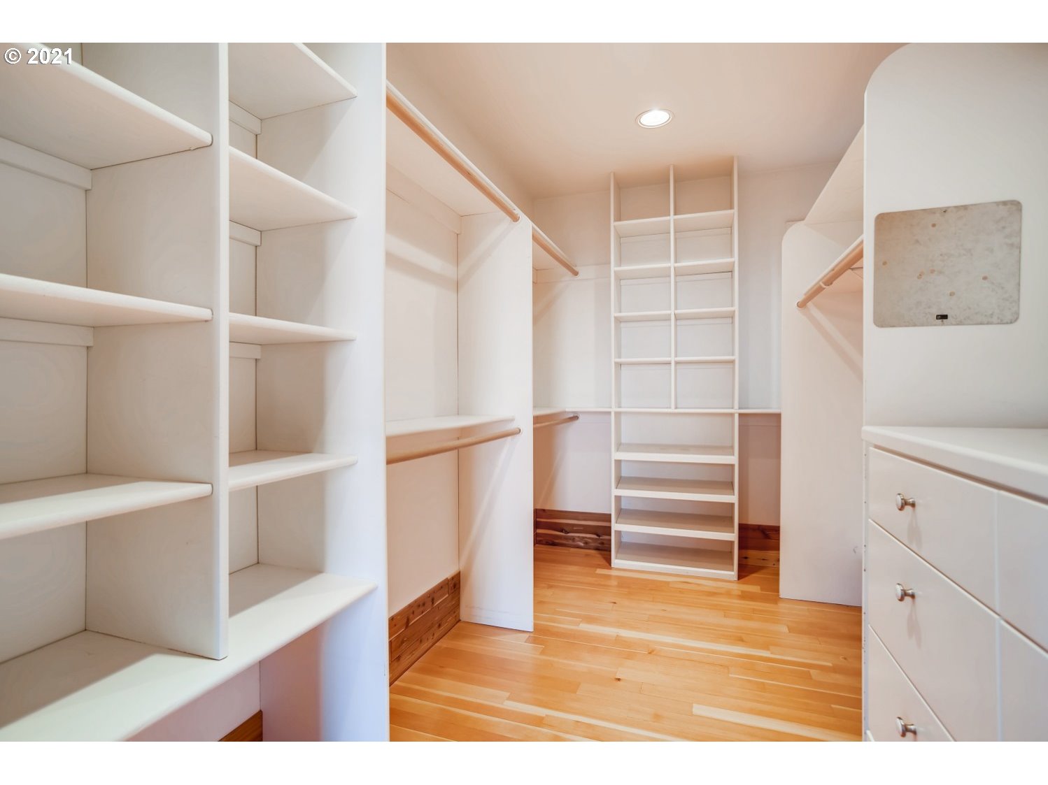 2911 Northwest Cornell Road Portland, OR 97210 - Photo 21 of 32 Gallery Image 21