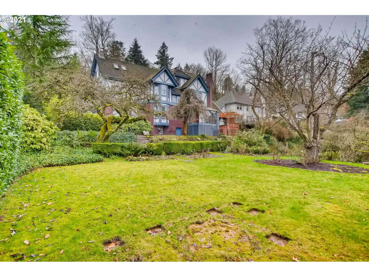 2911 Northwest Cornell Road Portland, OR 97210 - Photo 30 of 32 Gallery Image 30