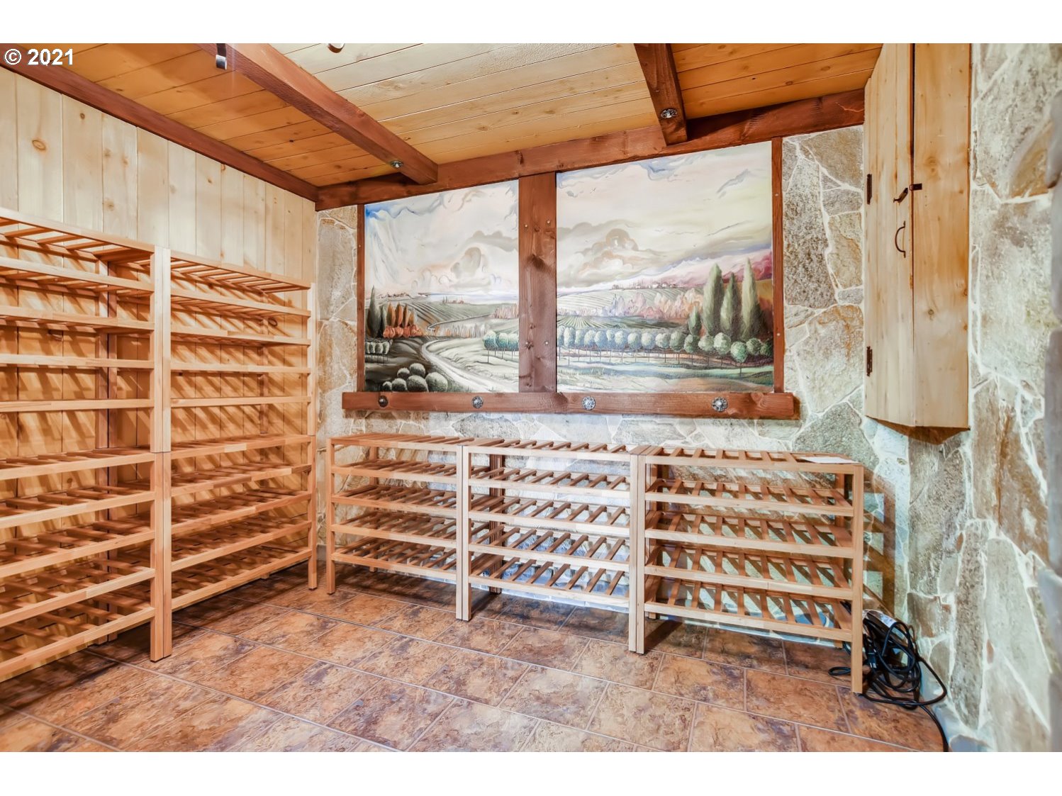 2911 Northwest Cornell Road Portland, OR 97210 - Photo 9 of 32 Gallery Image 9