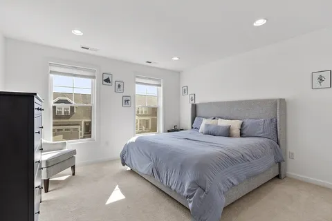 $999,000 | 121 White Pond Way, Unit 121, Sudbury, MA 01776